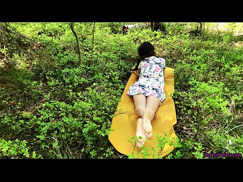 ❤️ Mgeni kwenye Tinder Anajichua Pussy Yangu na Kutombana kwa shauku msituni Ponografia tu ❌️